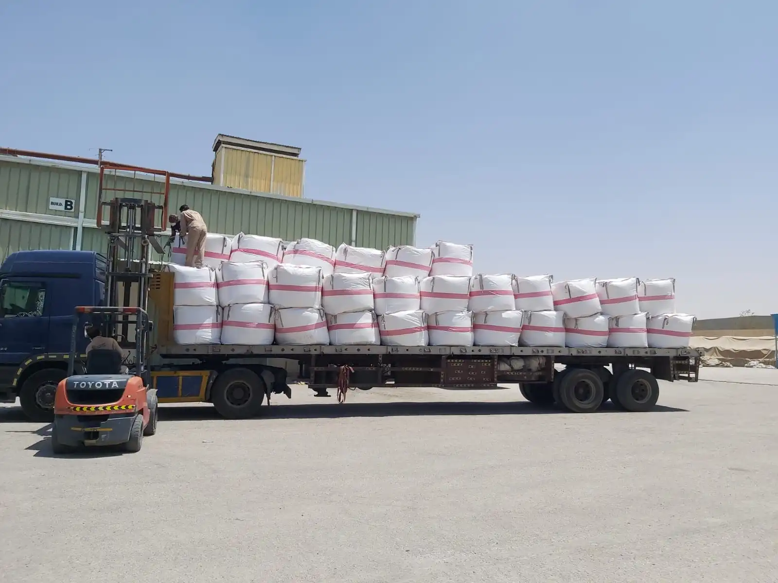 Heavy truck transport project image 1