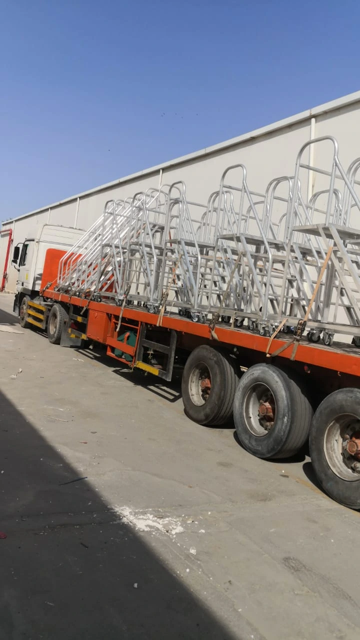 Truck loading image 4